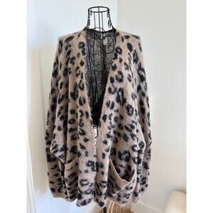 Vici Collection Flawless Latte Leopard Print Oversized Cardigan Sweater M/L